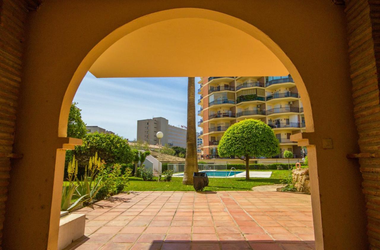 Erisa 68 By Ivi Real Estate Apartman Torremolinos Kültér fotó