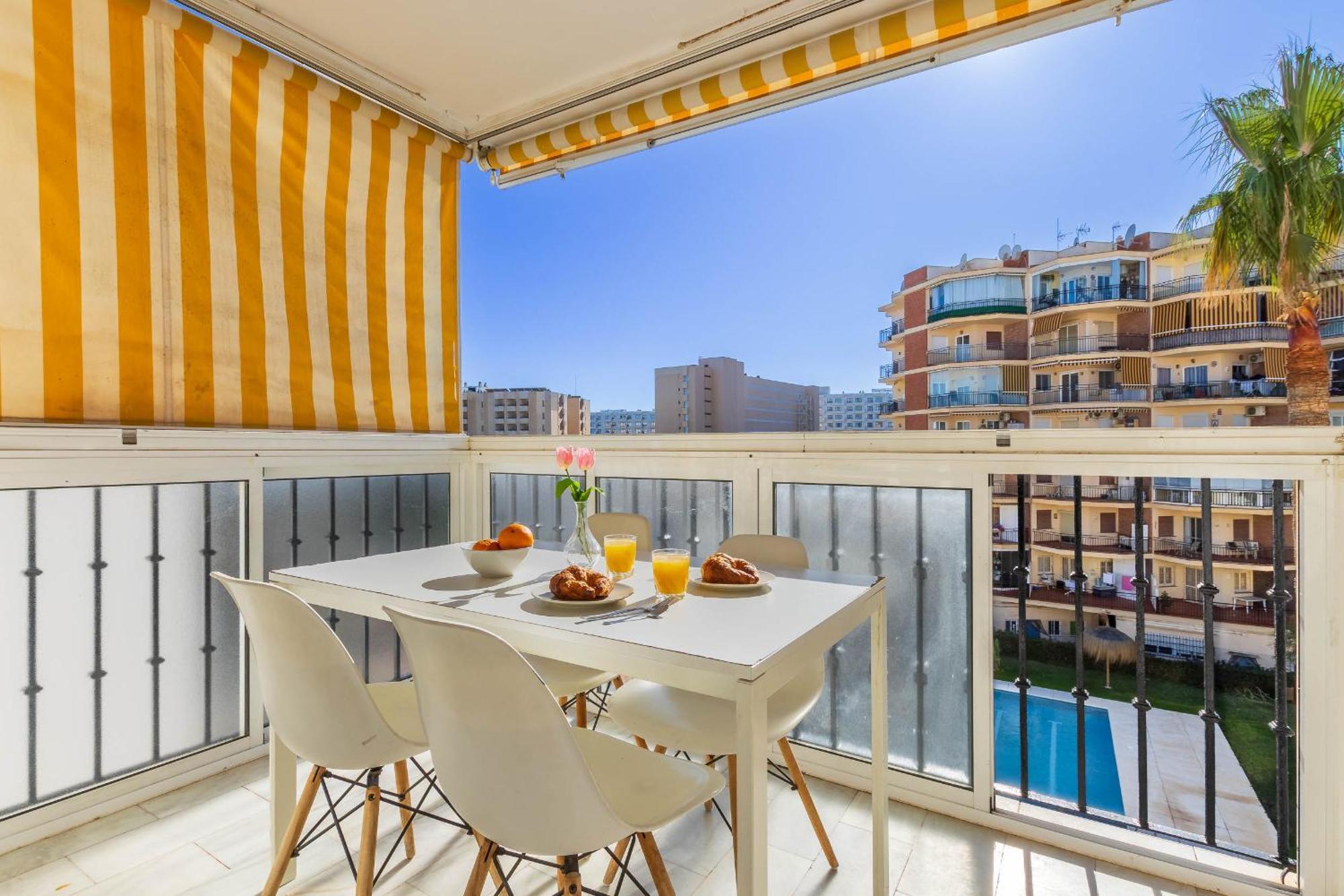 Erisa 68 By Ivi Real Estate Apartman Torremolinos Kültér fotó