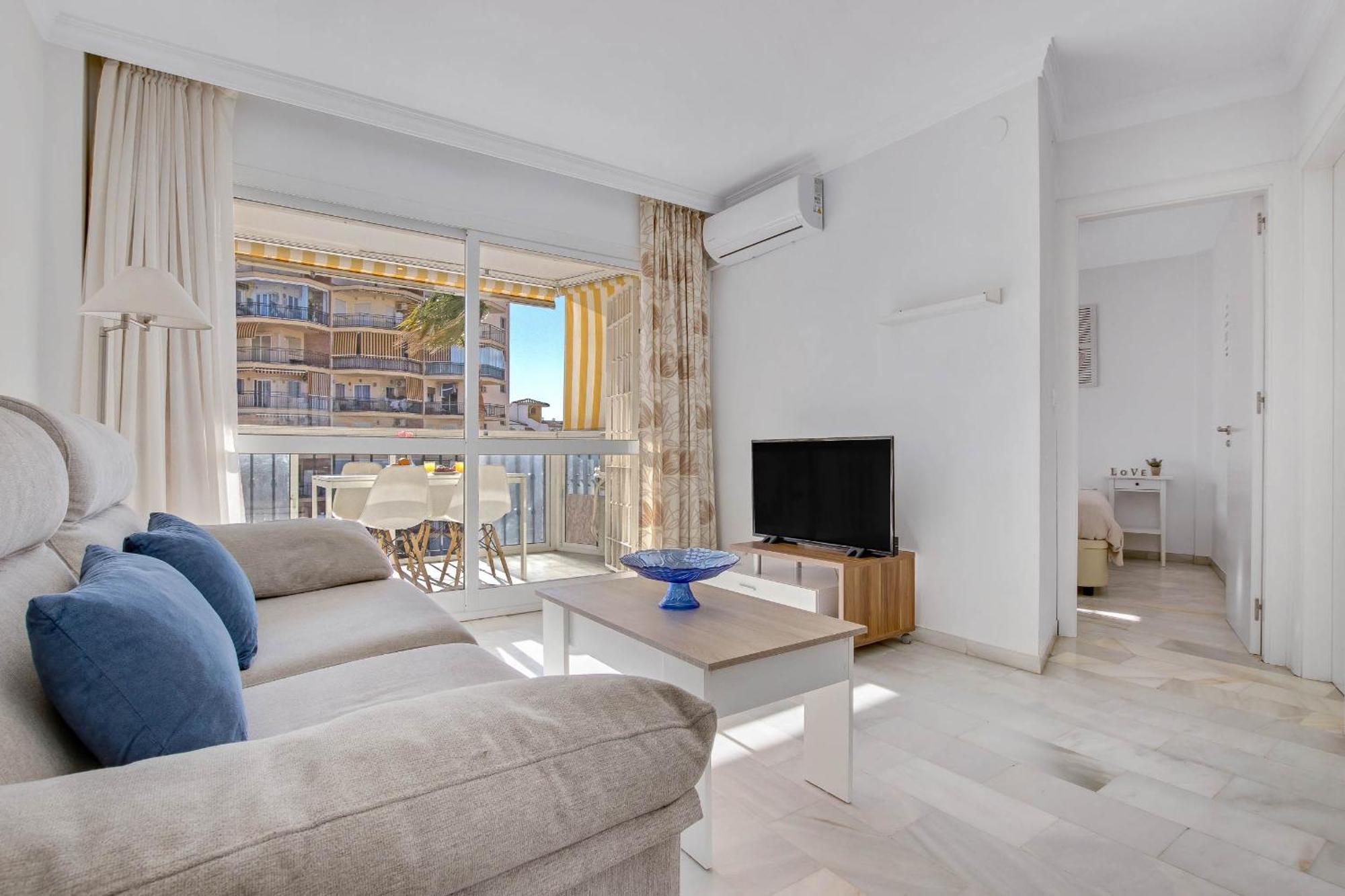 Erisa 68 By Ivi Real Estate Apartman Torremolinos Kültér fotó