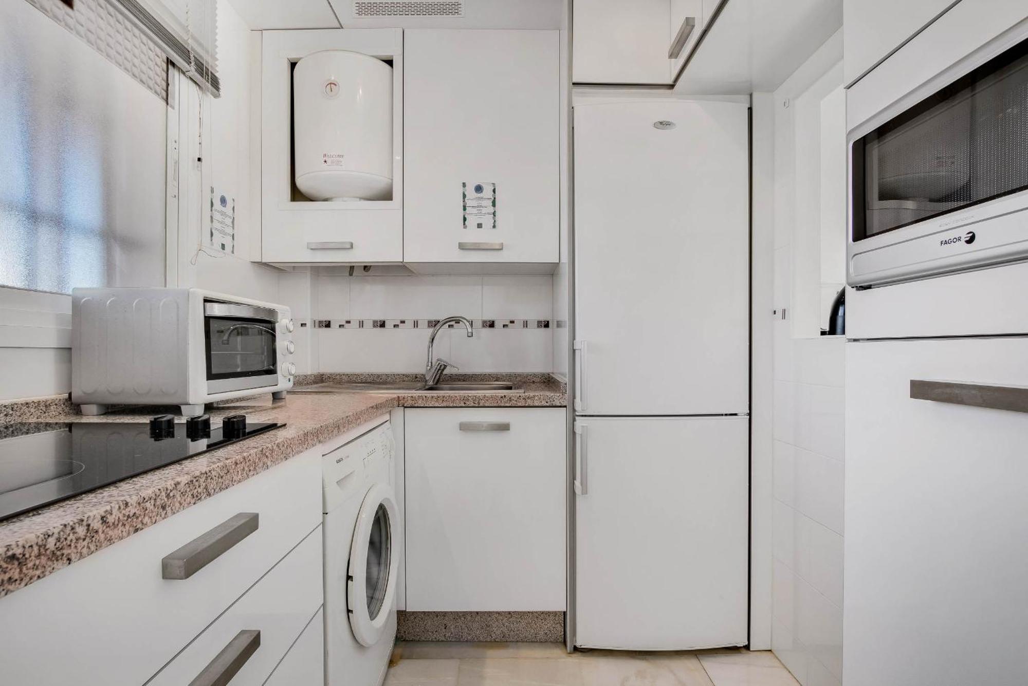 Erisa 68 By Ivi Real Estate Apartman Torremolinos Kültér fotó