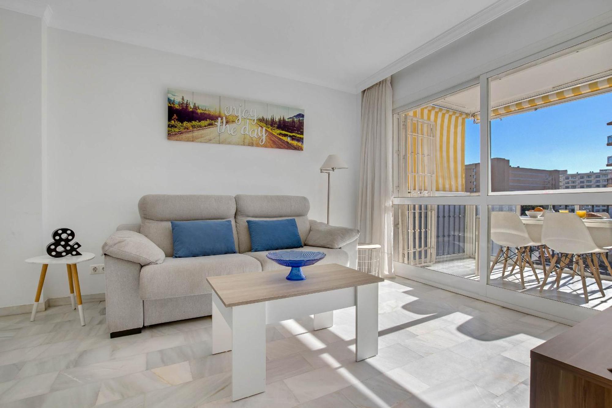 Erisa 68 By Ivi Real Estate Apartman Torremolinos Kültér fotó